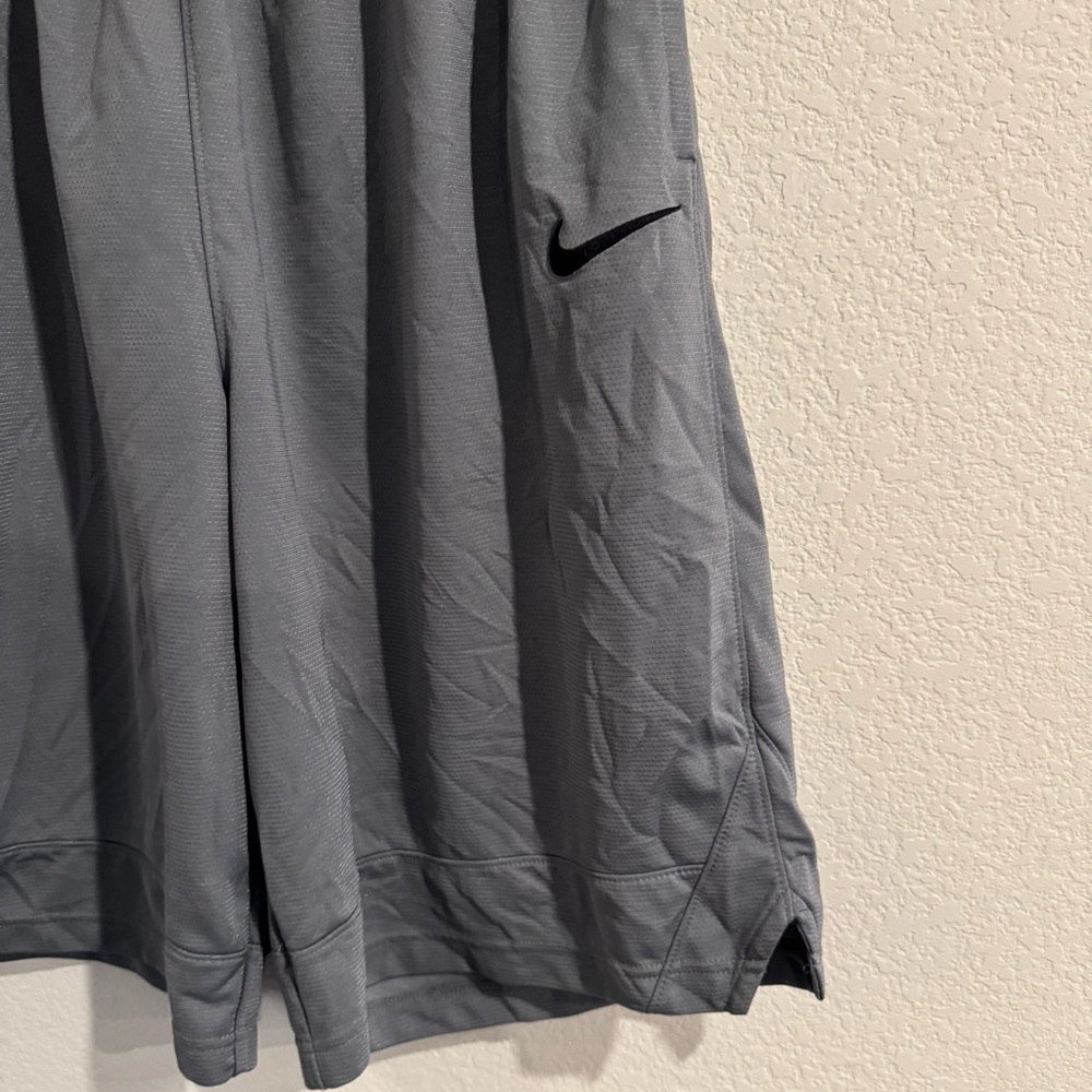 Nike Icon 11” Basketball Shorts SZ XLT - Picture 5 of 5